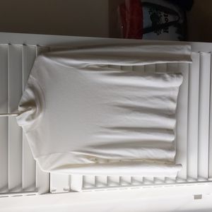 Uniqlo white small turtleneck fleece
